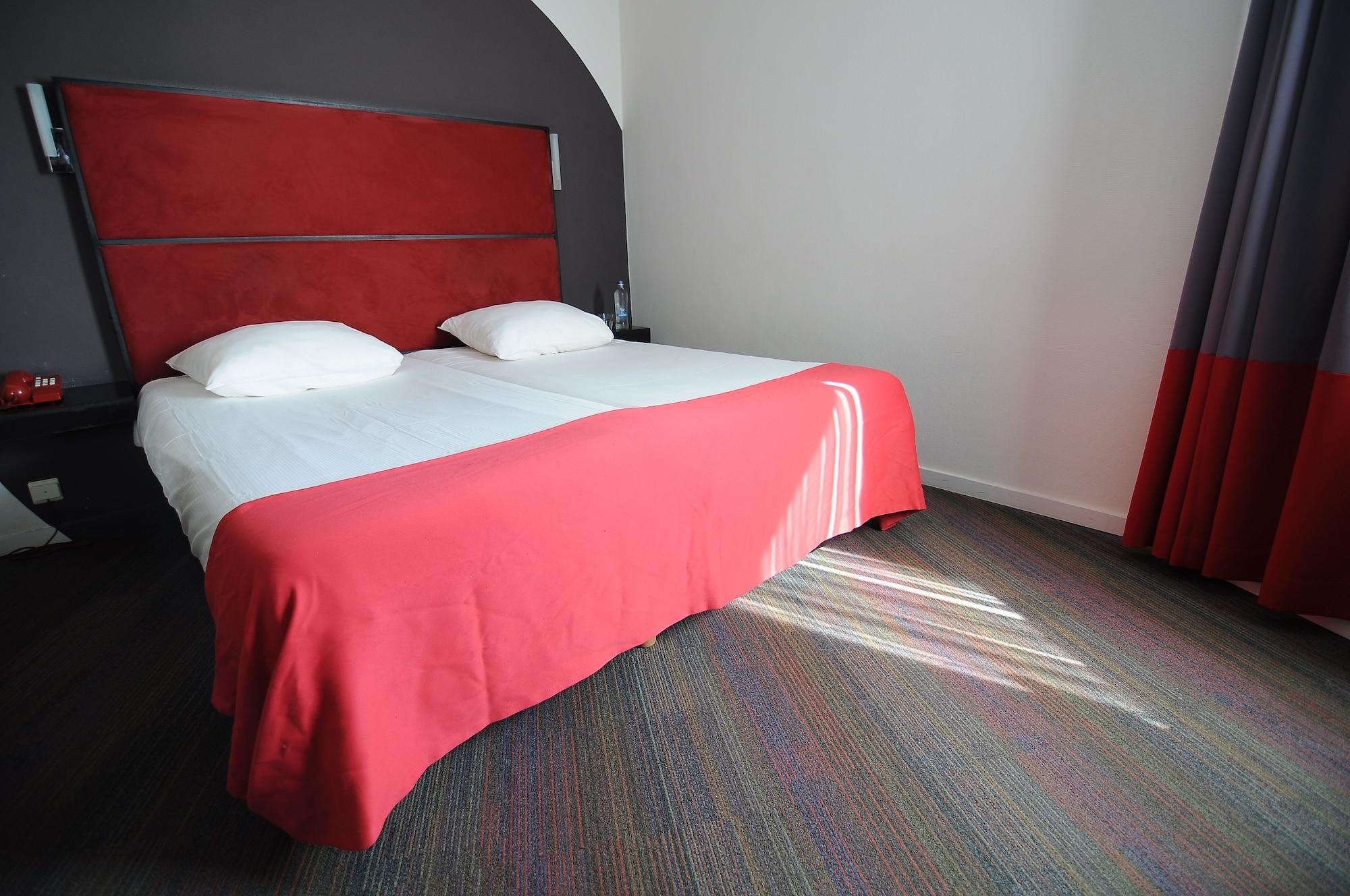 Hotel Arlon Oda fotoğraf